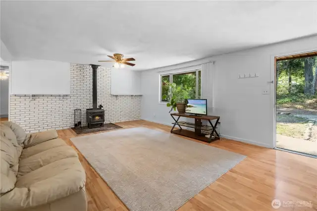 Upon entry, feel welcome in a bright and cozy atmosphere.
