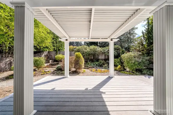 Covered section of the deck- All season space.