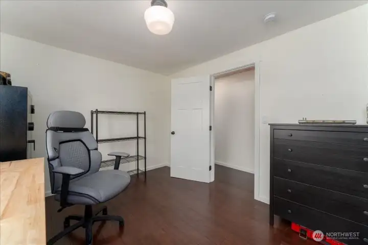 2nd Bedroom