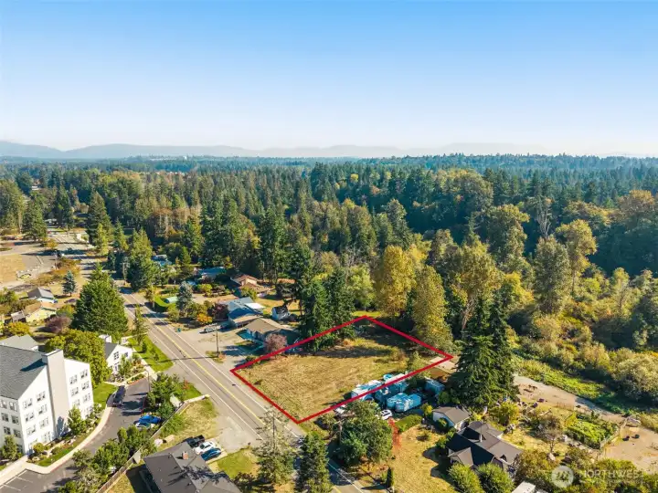 Mixed Use Lot: Commerical/Residential