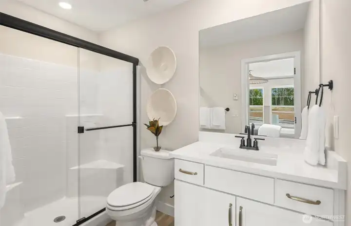 Ground floor en-suite bathroom, similar home