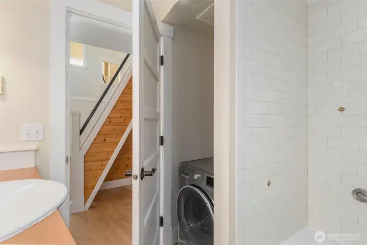 Washer / Dryer combo unit.