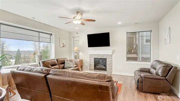Ceiling fan enhances year-round comfort with gentle, efficient airflow.