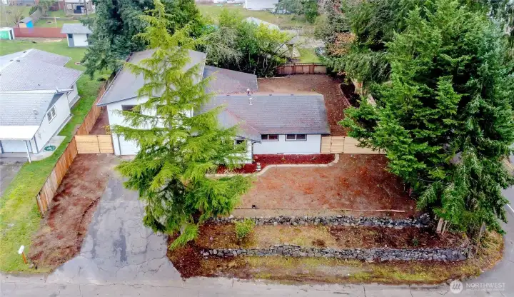 This corner lot in Lakewood awaits you!