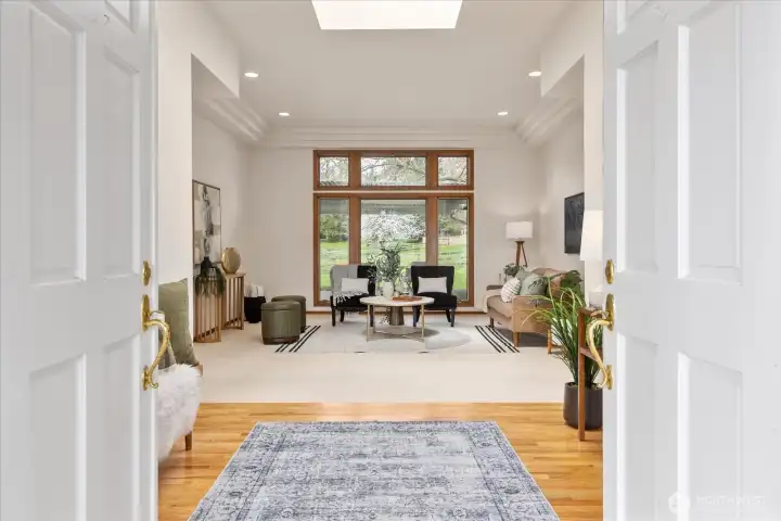 Entry Formal Living Rm