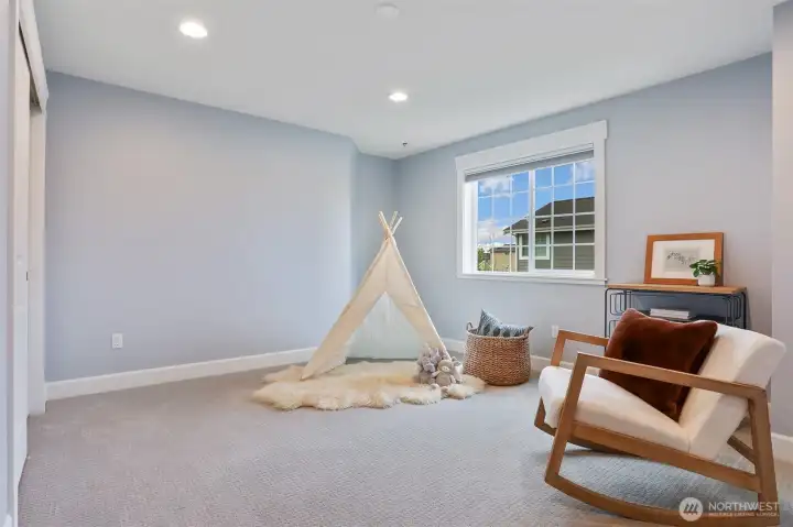 upper bedroom 3