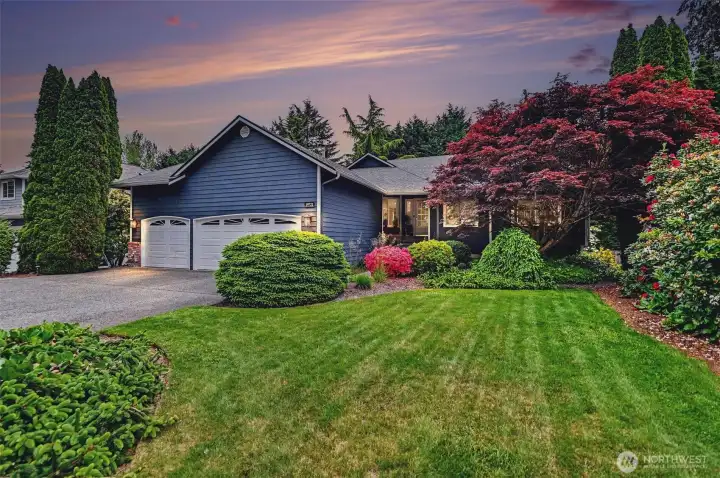 Magnificent Bothell retreat nestled at the end of a cul-de-sac. This one owner home has been immaculately maintained and cherished for 32 years!