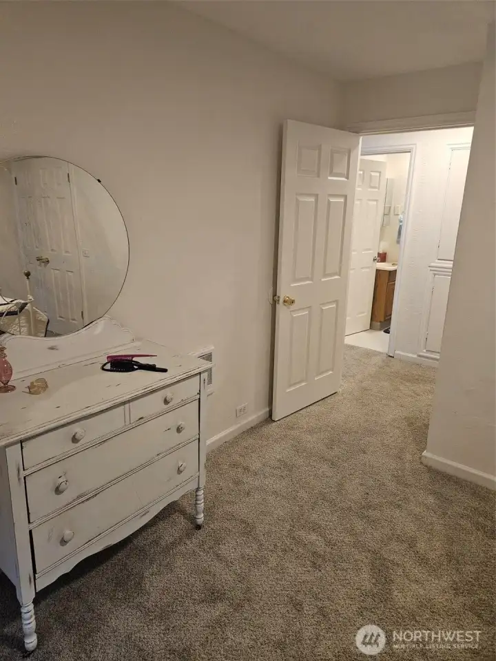 2nd bedroom entry door