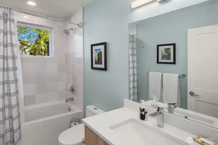 Guest Bathroom Guest Bathroom