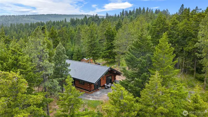 Talk about privacy! It is only you and Mother Nature up here. Talk about privacy! It is only you and Mother Nature up here.