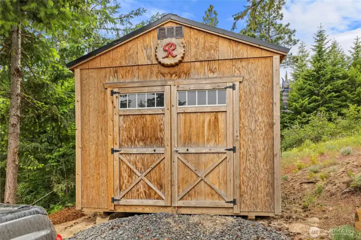 Outdoor shed w/ power to store all your stuff. Outdoor shed w/ power to store all your stuff.