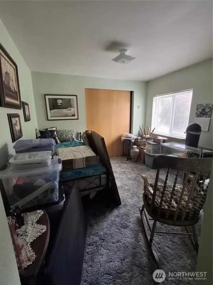 Extra Bedroom 1