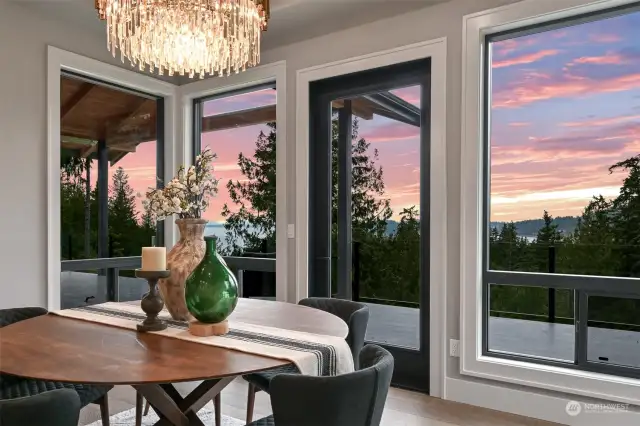 Unforgettable sunsets from your dining room.