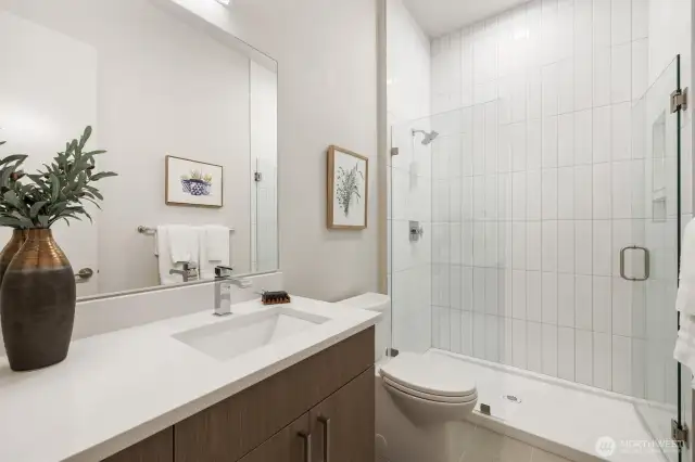 Bathroom in the flex space