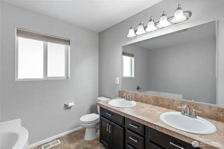 5 piece primary bedroom