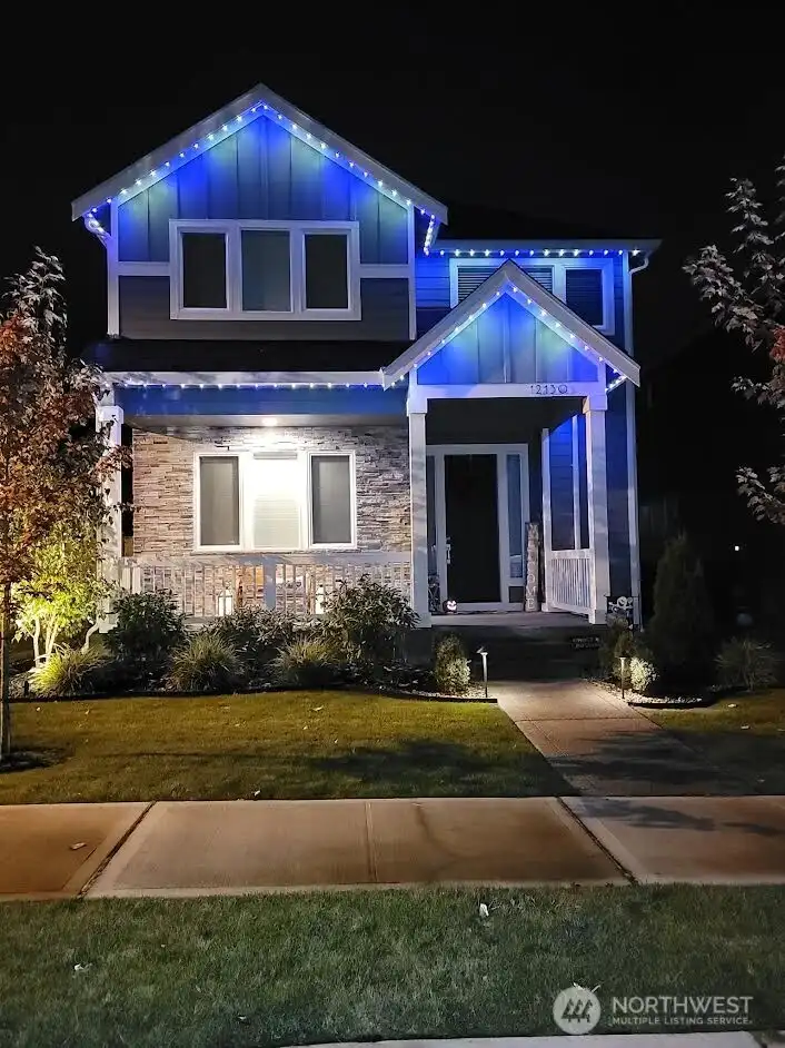 Let’s talk about this home— the owners made numerous custom upgrades to this Rush Built beauty. From the authentic trim details to the custom light package, every touch is thoughtful and intentional. Even a nod to Seahawks fans is included, adding personality and charm that makes this home truly one-of-a-kind.
