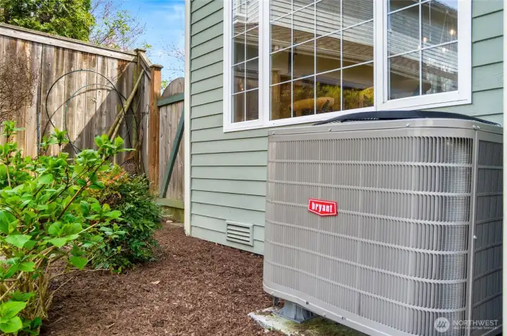Newer heat pump to keep you cool this summer!