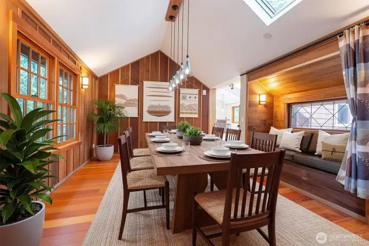 Dining Room - virtually staged