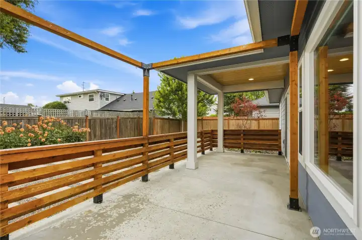 Fully fenced w/ pergola Fully fenced w/ pergola