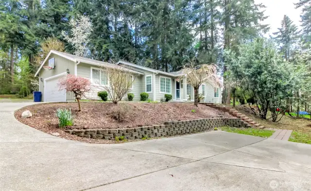 spacious rambler nestled on 3/4 acre