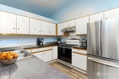 kitchen staged