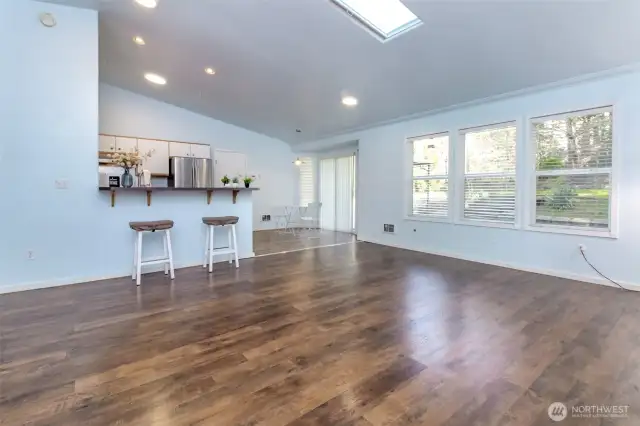 open concept with vaulted ceilings,