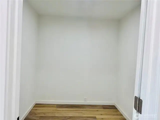 Walking Closet