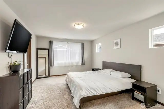 Primary suite