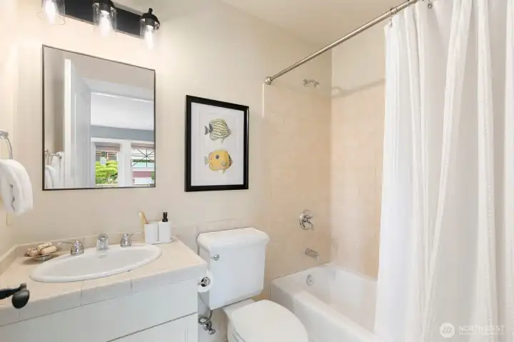 Second en-suite bath.