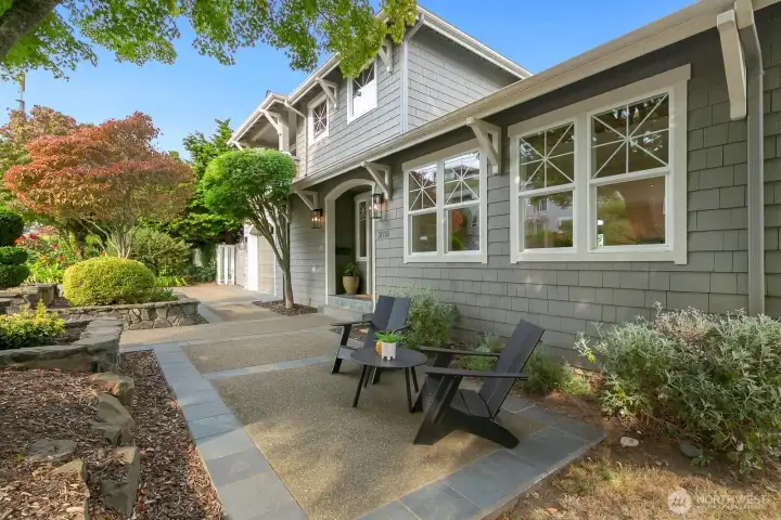 This cute little patio out front is tree-covered and a nice spot for shade in the mornings, or sun in the afternoons!