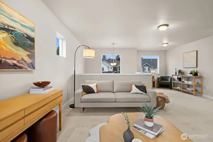 Photographs are for illustrative purposes only. Features, finishes, interior/exterior colors, landscaping and floorplan shown may vary from actual homes built