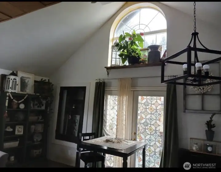 Eating Space New Light Fixtures