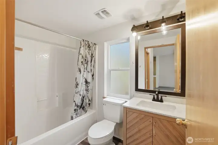 Main Bathroom