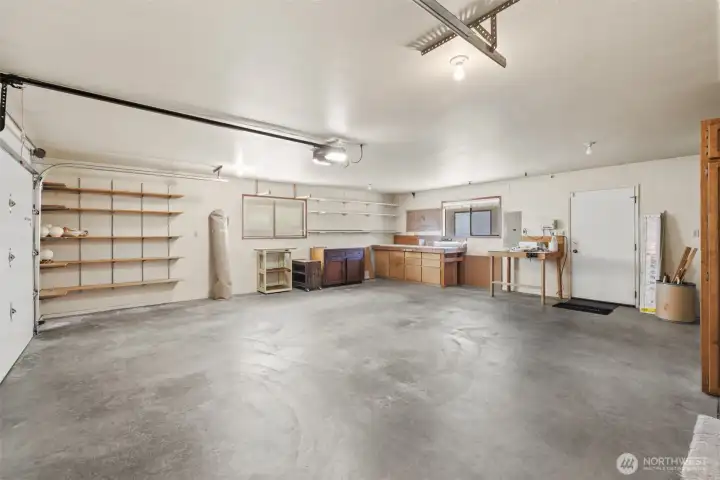 Garage with workshop