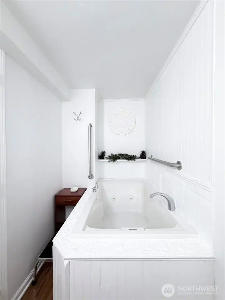 Jetted tub in the basement bathroom
