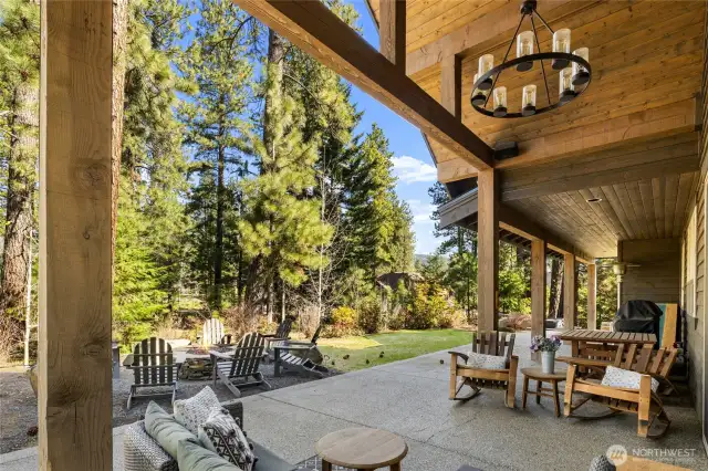 Get into the shade on those hot summer days or bask in the sun...your choice!