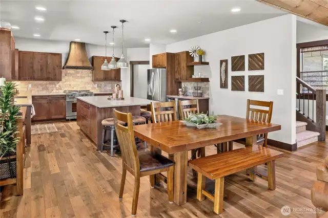 Ample space for those large Holiday gatherings.