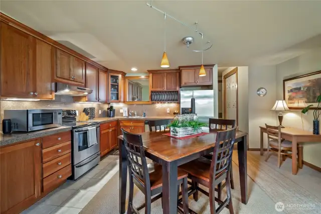 Dining area/ kitchen