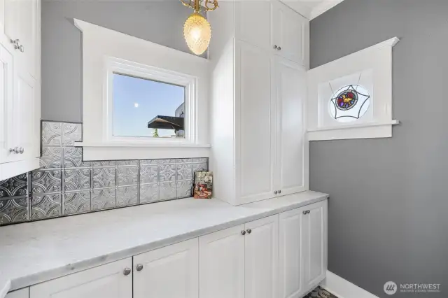 Butler Pantry