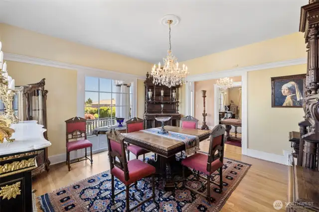 Grand Living Room