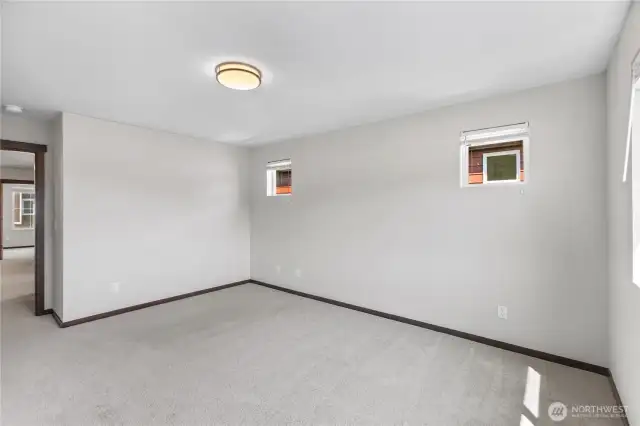 Expansive primary suite