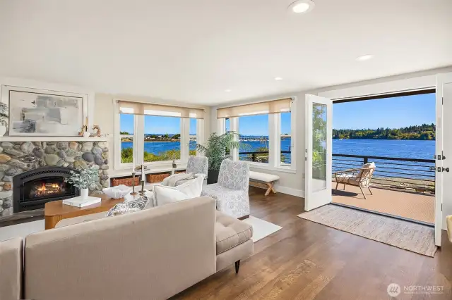 Luxurious and comfortable interiors and the views... !