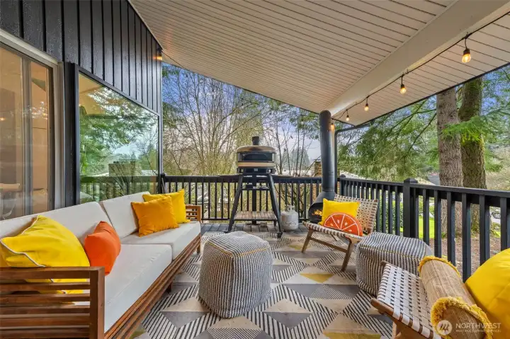 Another great place to enjoy your morning coffee or dine al fresco!