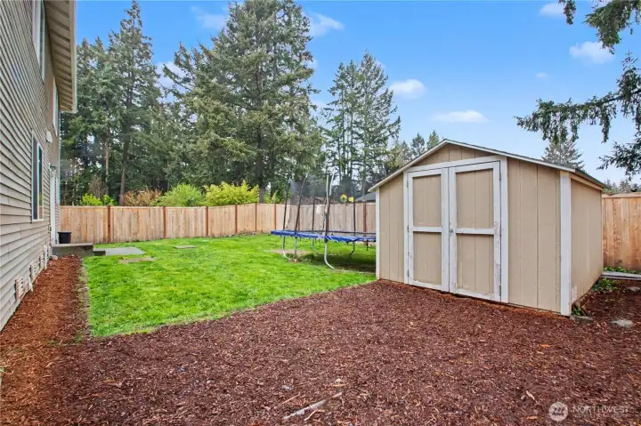 Outbuilding for all of your lawn tools or storage.