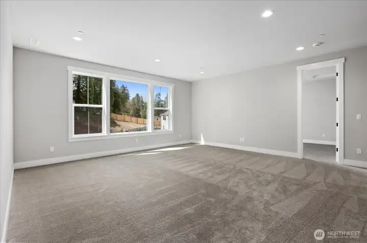 Upper Level Bonus Room