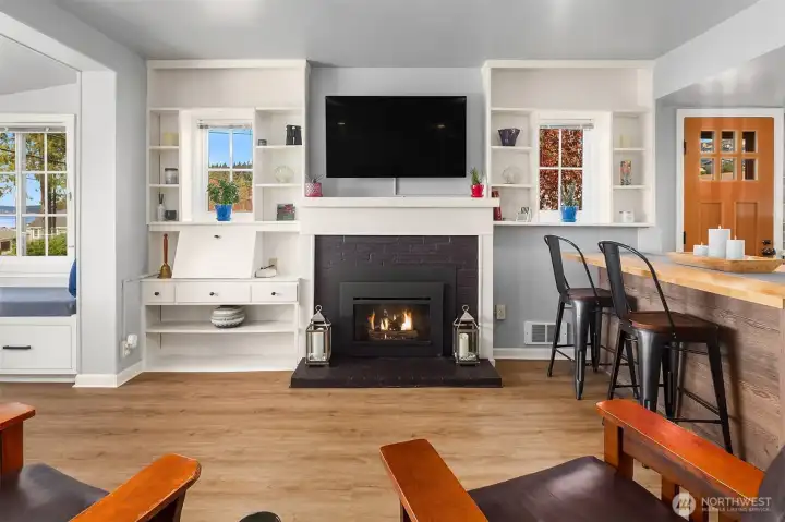 Built in cabinetry Built in cabinetry