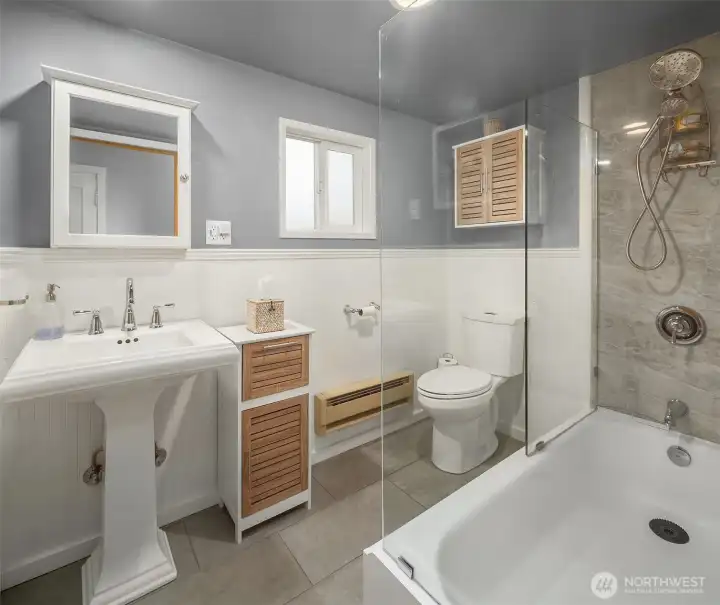 Updated bathroom Updated bathroom