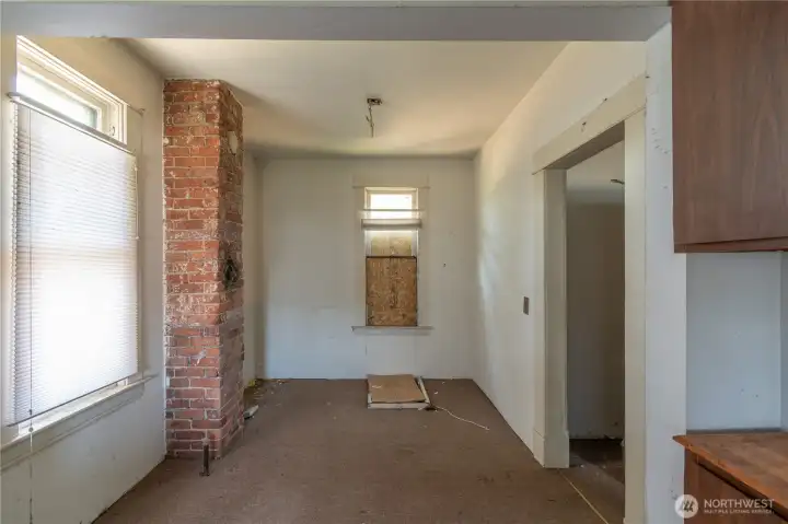 Downstairs dining room. Downstairs dining room.
