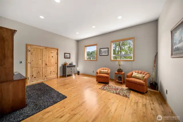 Hobby space/ extra bedroom area