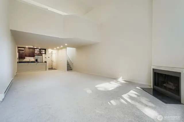 Huge living Room, wood fireplace